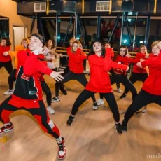 Фитнес-клуб и школа танцев Energy в проезде Дежнёва фотография 5